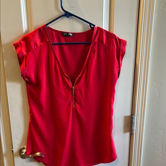Express Blouse Bundle - Picture 3 of 11